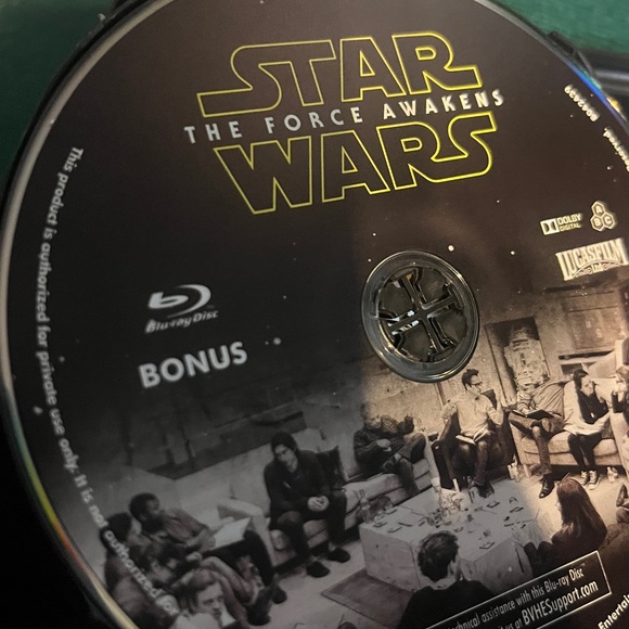 Star Wars The Force Awakens Blu-Ray + DVD movie - Picture 4 of 6